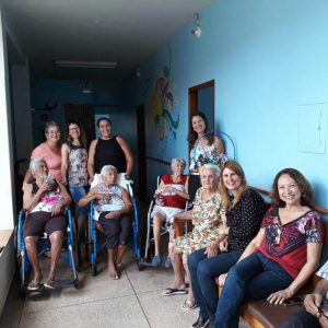 A Páscoa no Lar dos Idosos Dionisio de Souza Santos A Páscoa no Lar dos Idosos Dionisio de Souza Santos