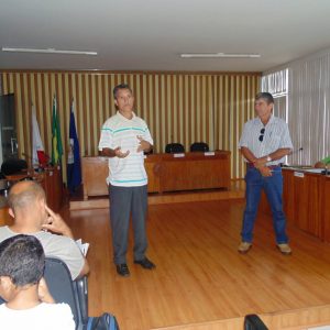 CMDRS realiza reunião ordinária no plenário da Câmara