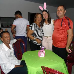 Grupo da Terceira Idade de Santa Vitória comemora a Páscoa