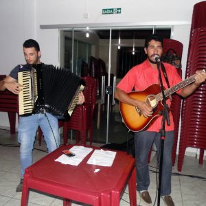 Grupo da Terceira Idade de Santa Vitória comemora a Páscoa