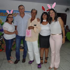 Grupo da Terceira Idade de Santa Vitória comemora a Páscoa