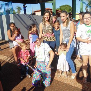 Em Santa Vitória o Dia do Brincar resgata brincadeiras antigas para crianças de hoje Em Santa Vitória o Dia do Brincar resgata brincadeiras antigas para crianças de hoje