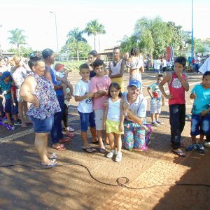 Em Santa Vitória o Dia do Brincar resgata brincadeiras antigas para crianças de hoje Em Santa Vitória o Dia do Brincar resgata brincadeiras antigas para crianças de hoje