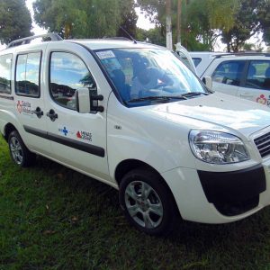 Prefeitura entrega 3 novos veículos e reforça frota da Secretaria de Saúde Prefeitura entrega 3 novos veículos e reforça frota da Secretaria de Saúde