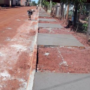 Prefeitura realiza calçadas e rampas de acessibilidade no Distrito de Chaveslândia