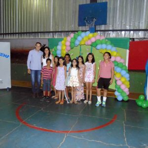 Projeto que incentiva prática de leitura é desenvolvido na Escola Municipal Tancredo Neves Projeto que incentiva prática de leitura é desenvolvido na Escola Municipal Tancredo Neves