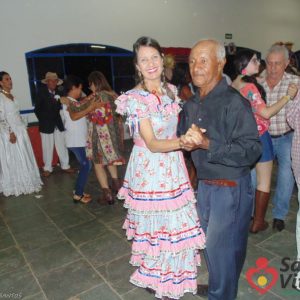 Festa junina da Terceira Idade atrai grande multidão para o Centro de Convenções (101) Festa junina da Terceira Idade atrai grande multidão para o Centro de Convenções (101)