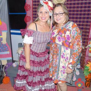 Festa junina da Terceira Idade atrai grande multidão para o Centro de Convenções (13) Festa junina da Terceira Idade atrai grande multidão para o Centro de Convenções (13)