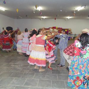 Festa junina da Terceira Idade atrai grande multidão para o Centro de Convenções (39) Festa junina da Terceira Idade atrai grande multidão para o Centro de Convenções (39)