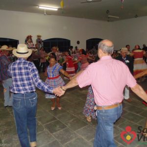 Festa junina da Terceira Idade atrai grande multidão para o Centro de Convenções (49) Festa junina da Terceira Idade atrai grande multidão para o Centro de Convenções (49)