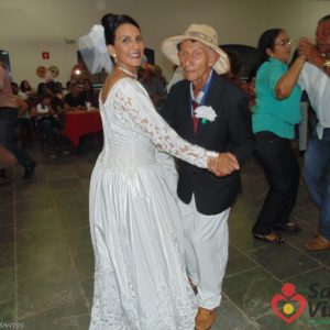 Festa junina da Terceira Idade atrai grande multidão para o Centro de Convenções (91) Festa junina da Terceira Idade atrai grande multidão para o Centro de Convenções (91)