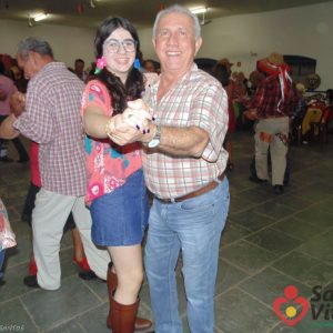 Festa junina da Terceira Idade atrai grande multidão para o Centro de Convenções (98) Festa junina da Terceira Idade atrai grande multidão para o Centro de Convenções (98)