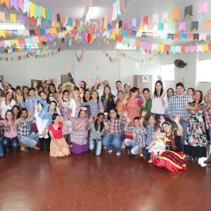 Festa junina reúne integrantes do programa Hiperdia Em Santa Vitória