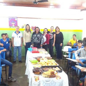 Projeto educativo ensina a origem dos alimentos para os alunos da Escola Municipal São José Projeto educativo ensina a origem dos alimentos para os alunos da Escola Municipal São José