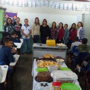 Projeto educativo ensina a origem dos alimentos para os alunos da Escola Municipal São José Projeto educativo ensina a origem dos alimentos para os alunos da Escola Municipal São José