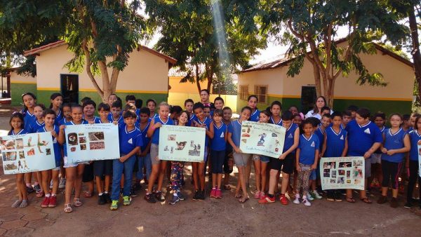 Sanitaristas Mirins de Santa Vitória participam de palestra sobre a saúde das pessoas e dos animais