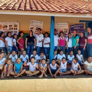 Sanitaristas Mirins de Santa Vitória participam de palestra sobre a saúde das pessoas e dos animais Sanitaristas Mirins de Santa Vitória participam de palestra sobre a saúde das pessoas e dos animais