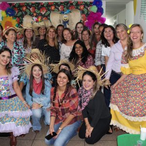 Comidas típicas, decoração e alegria marcaram as comemorações juninas nos setores da prefeitura Comidas típicas, decoração e alegria marcaram as comemorações juninas nos setores da prefeitura