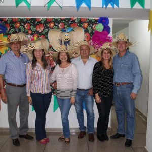 Comidas típicas, decoração e alegria marcaram as comemorações juninas nos setores da prefeitura Comidas típicas, decoração e alegria marcaram as comemorações juninas nos setores da prefeitura