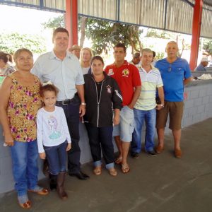 primeiro dia de funcionamento da Feira Municipal no novo espaço em Santa Vitória (2) primeiro dia de funcionamento da Feira Municipal no novo espaço em Santa Vitória (2)