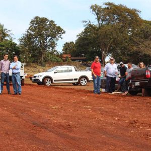 8º Passeio Ecológico de Santa Vitória atrai multidão que recolhe toneladas de lixo do leito dos rios (28) 8º Passeio Ecológico de Santa Vitória atrai multidão que recolhe toneladas de lixo do leito dos rios (28)