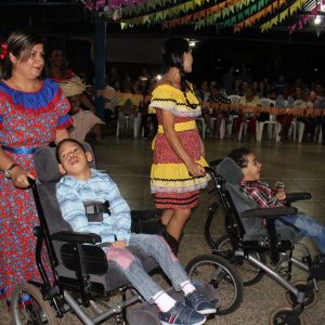 Festa Junina proporciona alegria e descontração para alunos da APAE (5)