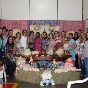 Festa Junina reforça laços nas comunidades assistidas pelos CRAS em Santa Vitória (21) Festa Junina reforça laços nas comunidades assistidas pelos CRAS em Santa Vitória (21)