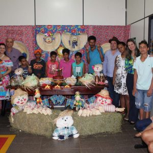 Festa Junina reforça laços nas comunidades assistidas pelos CRAS em Santa Vitória (5) Festa Junina reforça laços nas comunidades assistidas pelos CRAS em Santa Vitória (5)