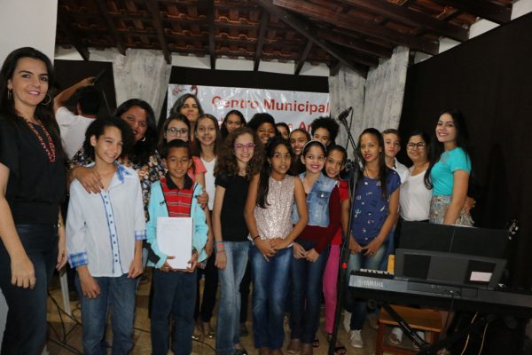 Recital encerra atividades do semestre do Centro Municipal de Cultura e Arte