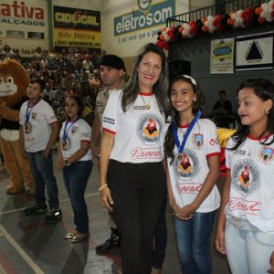 Solenidade de formatura dos alunos do PROERD em Santa Vitória Solenidade de formatura dos alunos do PROERD em Santa Vitória