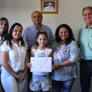 Telecentro-entrega-certificados-para-nova-turma-de-formandos-(11) Telecentro-entrega-certificados-para-nova-turma-de-formandos-(11)