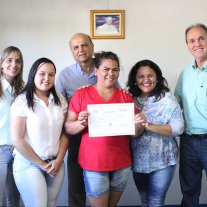 Telecentro-entrega-certificados-para-nova-turma-de-formandos-(19) Telecentro-entrega-certificados-para-nova-turma-de-formandos-(19)