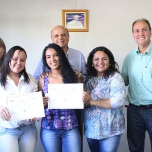 Telecentro-entrega-certificados-para-nova-turma-de-formandos-(29) Telecentro-entrega-certificados-para-nova-turma-de-formandos-(29)