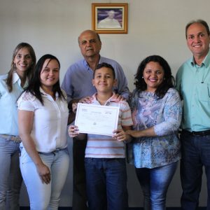 Telecentro-entrega-certificados-para-nova-turma-de-formandos-(7) Telecentro-entrega-certificados-para-nova-turma-de-formandos-(7)