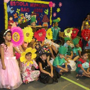 A Escola Municipal São José comemora o 68º aniversário com muita alegria (13)