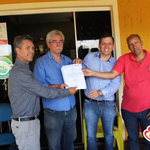 Deputado Federal Adelmo Leão é recebido com respeito na sede da ARPA-SV Deputado Federal Adelmo Leão é recebido com respeito na sede da ARPA-SV