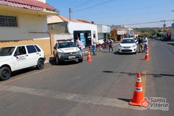 Semana do Trânsito tem blitz educativa e atividades nas escolas de Santa Vitória (14)