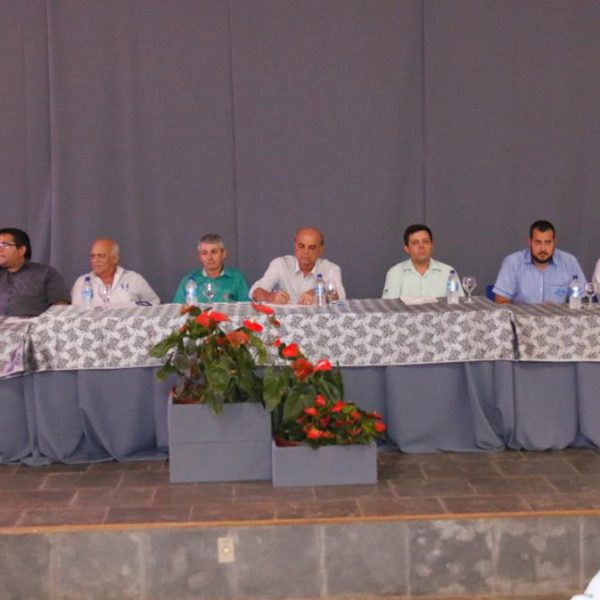 XXI Simpósio de Pecuária de Leite – Santa Vitoria (1) XXI Simpósio de Pecuária de Leite - Santa Vitoria (1)