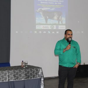 XXI Simpósio de Pecuária de Leite – Santa Vitoria (22) XXI Simpósio de Pecuária de Leite - Santa Vitoria (22)