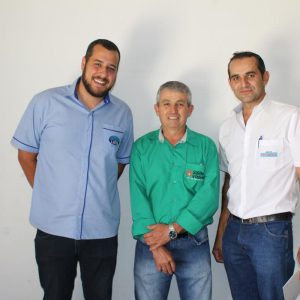 XXI Simpósio de Pecuária de Leite – Santa Vitoria (6) XXI Simpósio de Pecuária de Leite - Santa Vitoria (6)