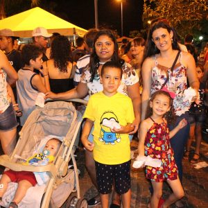 Dia das Criancas e comemorado com grande festa em Santa Vitoria (23)