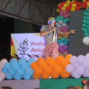 Dia das Criancas e comemorado com grande festa em Santa Vitoria (27)