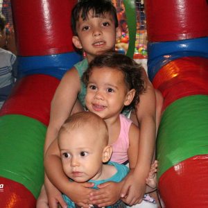 Dia das Criancas e comemorado com grande festa em Santa Vitoria (33)