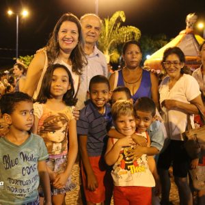Dia das Criancas e comemorado com grande festa em Santa Vitoria (42)