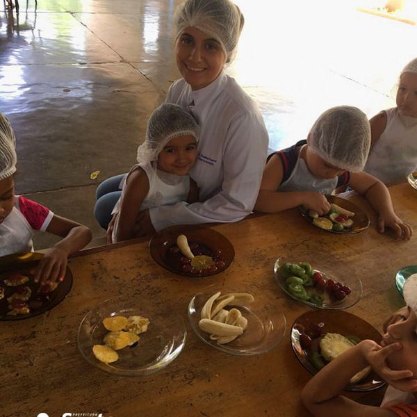 Prefeitura realiza projeto nos CEMEIS promovendo a educação alimentar para crianças