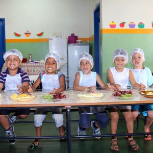 Prefeitura realiza projeto nos CEMEIS promovendo a educação alimentar para crianças