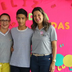 Projeto Aprendendo a Crescer comemora o Dia das Criancas com brincadeiras (16)