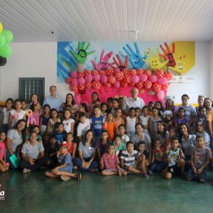 Projeto Aprendendo a Crescer comemora o Dia das Criancas com brincadeiras (5)