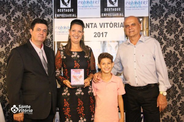 Secretários Municipais, vereadores e servidores públicos municipais recebem Prêmio Destaque 2017 (1)