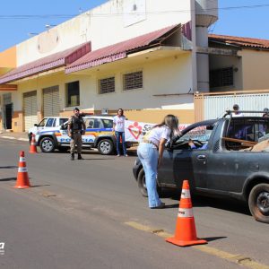 palestra e atividades para criancas marcam o encerramento da Semana Nacional de transito de santa vitoria (29) palestra e atividades para criancas marcam o encerramento da Semana Nacional de transito de santa vitoria (29)
